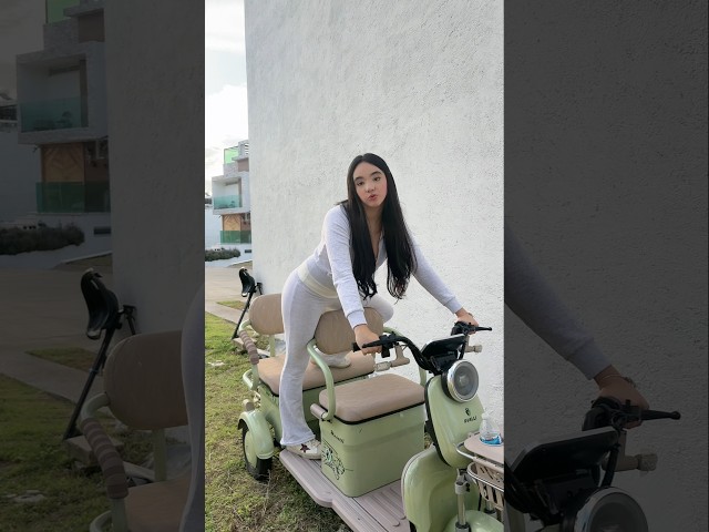 Las motos están conquistando el mundo 🛵😛 #sofiavela #tiktok #shorts #viral #sofia #baile
