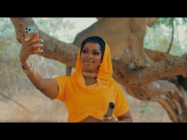 Djelykaba Bintou - Coup de coeur (Clip Officiel)