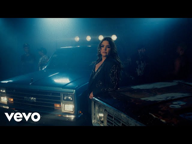 Yuridia - Tu Pasado y Tú (Video Oficial)