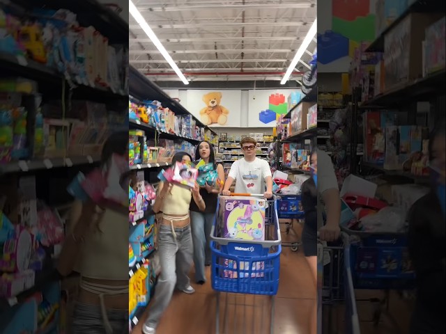 Amo irrrr de compraaaa🛍️😍 #sofiavela #tiktok #shorts #viral #sofia #baile