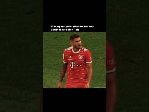 Nobody has ever been fooled this badly on a soccer field