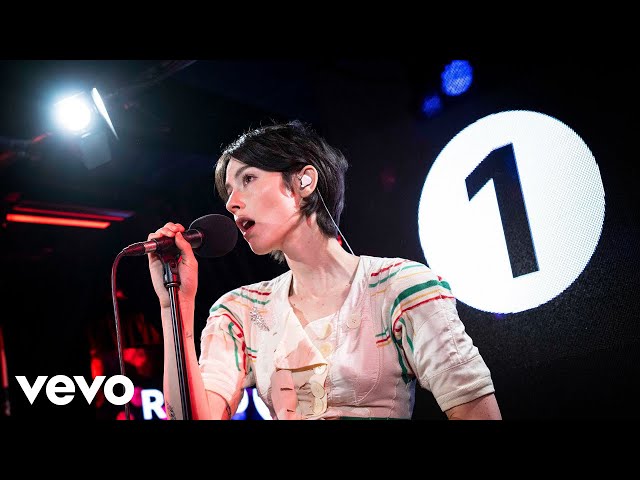 Gracie Abrams - Look At My Life in the Live Lounge