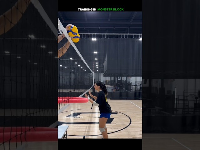 Training in Monster Block ☠️🗿 {subscribe} #volleyball # #algorithm  #viralvideo #volleyballworld