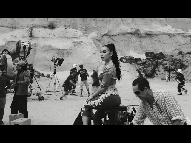 Charli xcx - Camera (Official Video)