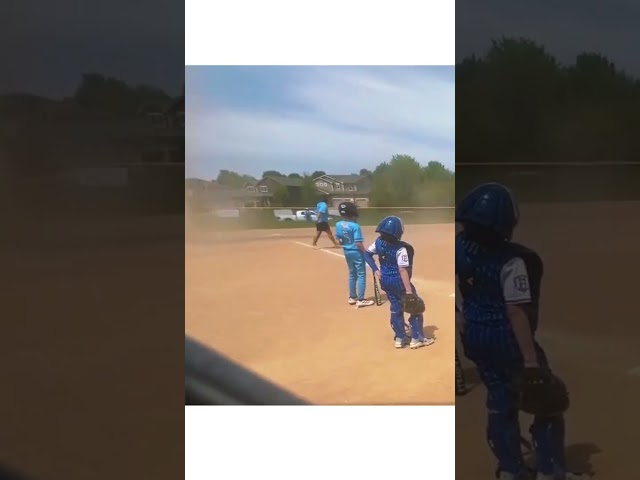 Small tornado came out of know where during a baseball game..🔥