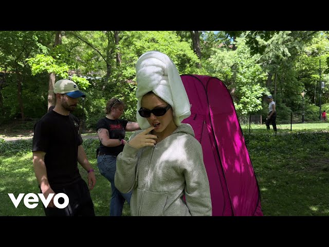 Olivia Rodrigo - stupid song (Behind The Scenes)