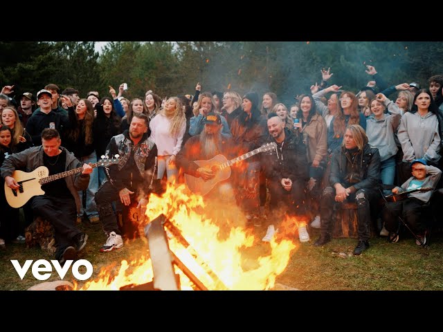 Three Days Grace - Don't Wanna Go Home Tonight (Official Video)